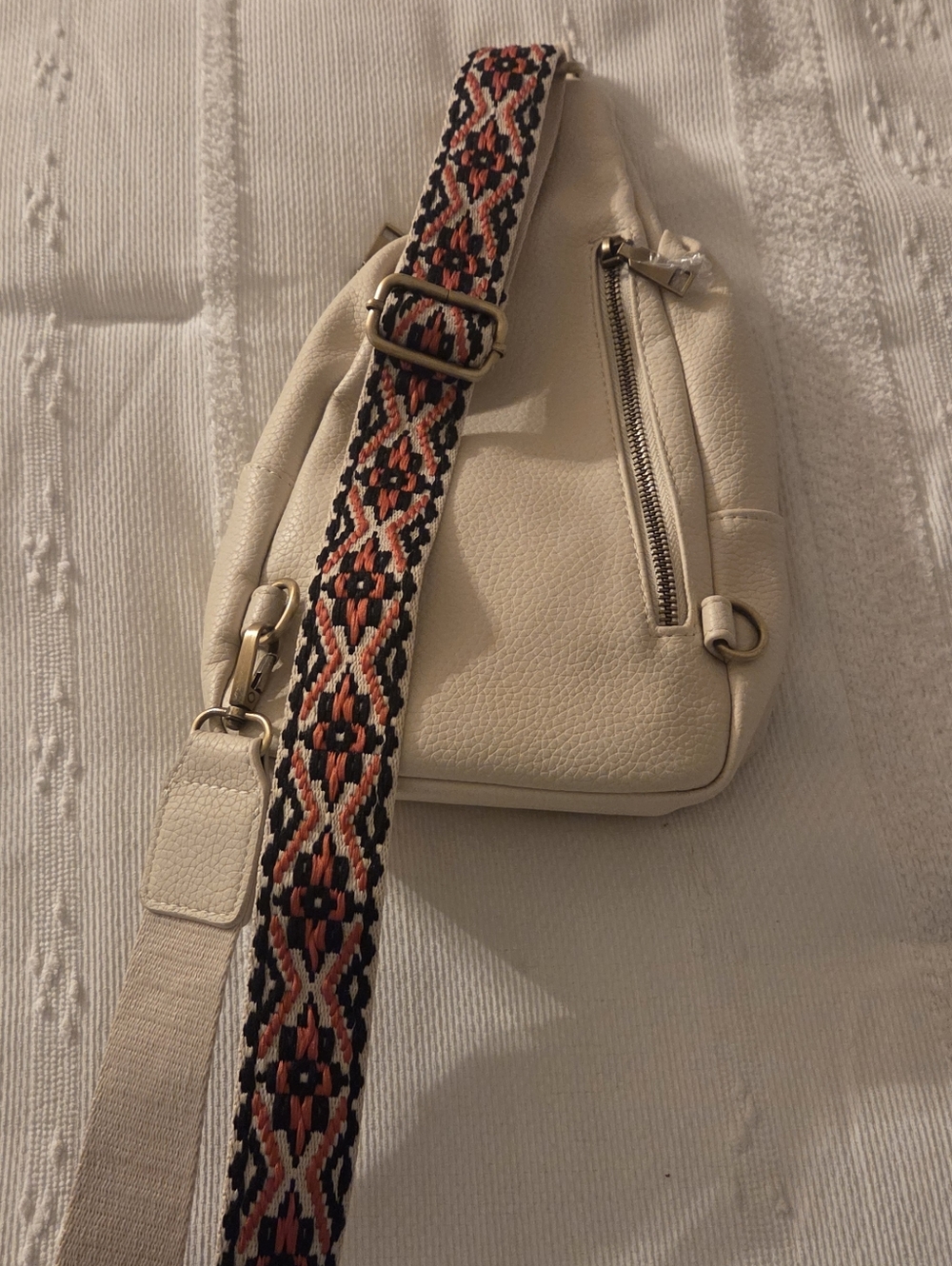Moda Luxe Ivory Crossbody Sling with Patterned Webbing Strap - Picture 8 of 8